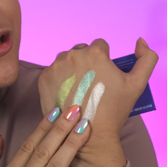 Tresluce Beauty I am Alma Eyeshadow Palette & Reusable Lashes Set New NIB - Picture 6 of 8